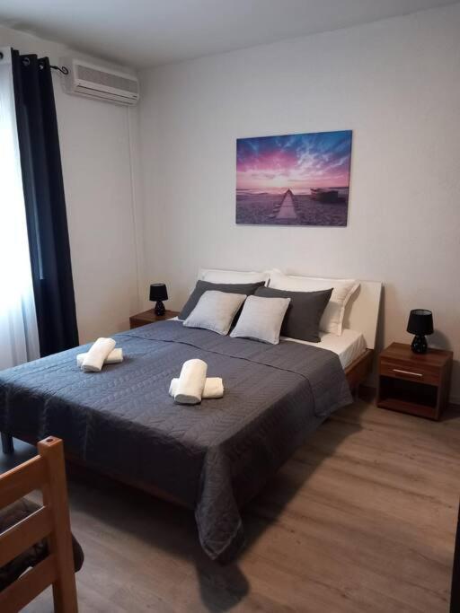 מאקרסקה Apartment Dora-100M From The Central Beach מראה חיצוני תמונה