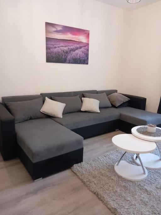 מאקרסקה Apartment Dora-100M From The Central Beach מראה חיצוני תמונה