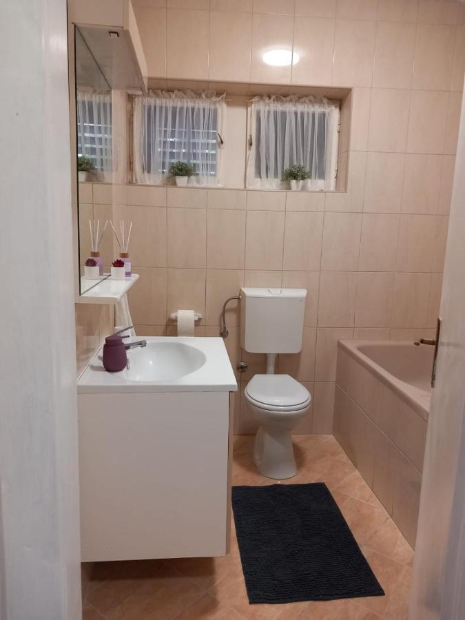 מאקרסקה Apartment Dora-100M From The Central Beach מראה חיצוני תמונה